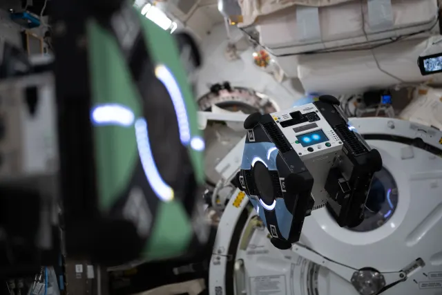 Astrobee, visuel officiel de NASA